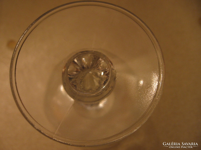 Tulipán alakú talpas boros pohár készlet 6 db-os