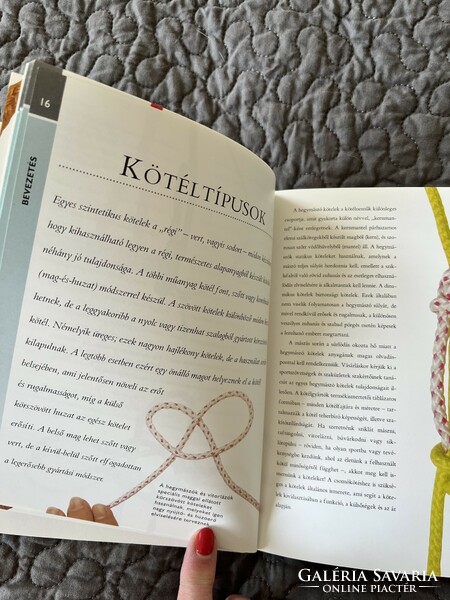 Maria costantino: handbook of knots