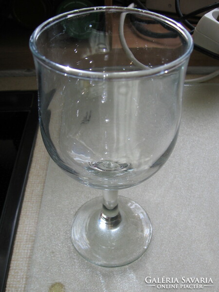 Tulipán alakú pezsgős, boros talpas  pohár készlet 6 db-os