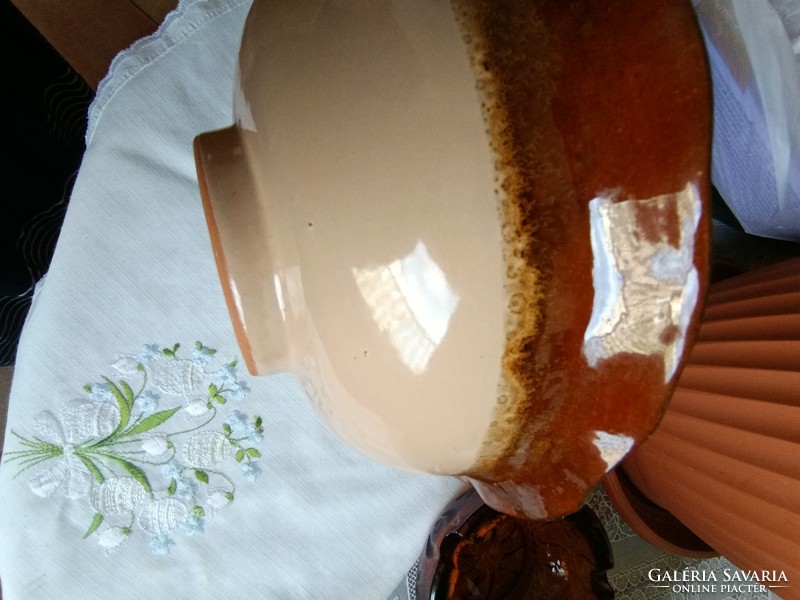 Glazed ceramic filter bowl