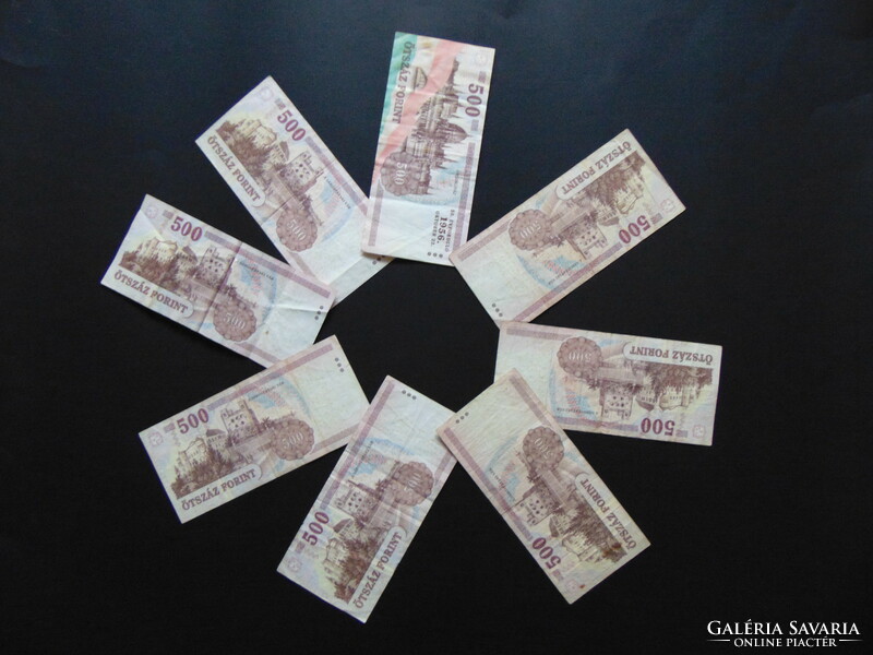 Lot of 8 HUF 500 banknotes!