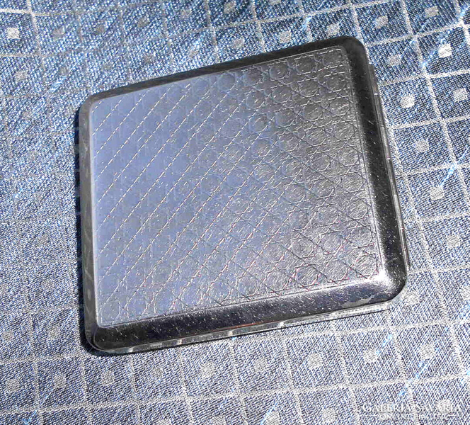 Vintage box - cigarette case - metal box