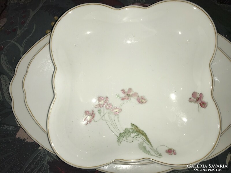 Art Nouveau set of 4 bowls from the beginning of the last century