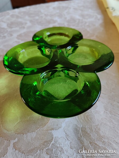 Piramis talpú urán zöld színű nehéz üveg gyertyatartó