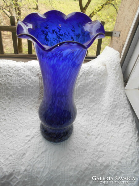 Kézműves  többszínű üvegből váza