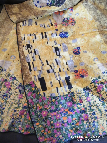 Gustav klimt kiss pattern with long silk scarf and scarf