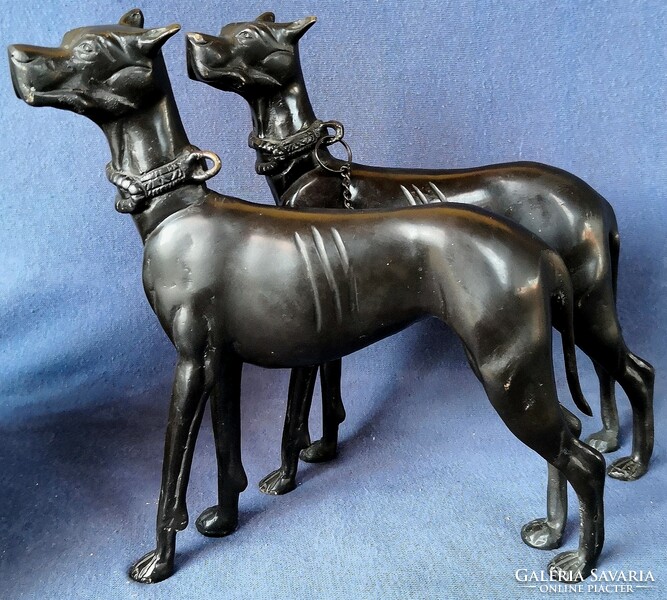 Dt/418 - huge French art deco female bronze statue with dogs