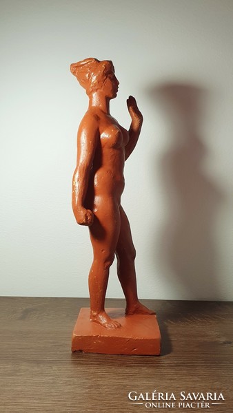 Terracotta female nude (33 cm)