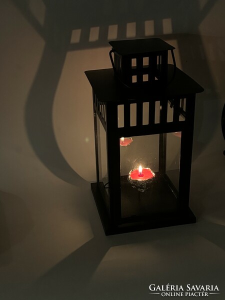 Beautiful black garden storm lamp! 27 cm high and 14 wide! With classic candle and LED bulb