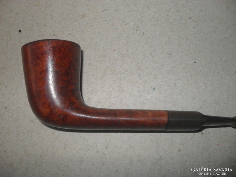 Retro French pipe