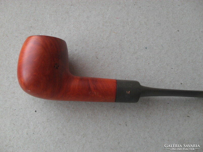 Mare retro wooden pipe