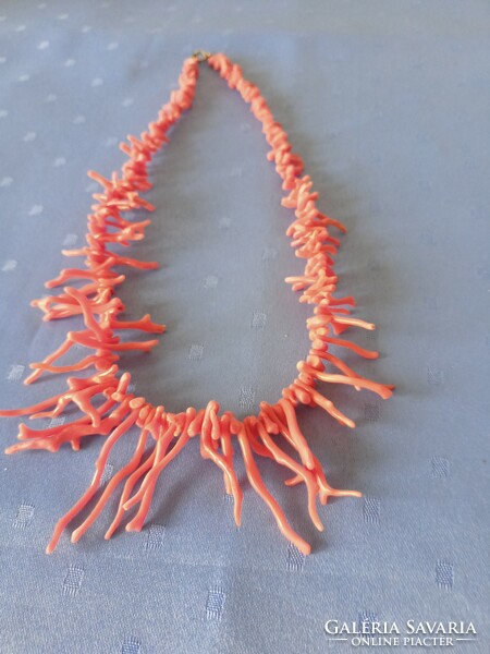 Valódi korallból készült nyaklánc 47 cm