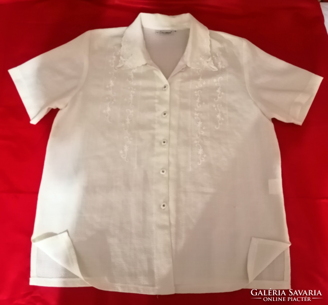 Pack of 4 women's shirts, blouses, size 42-44