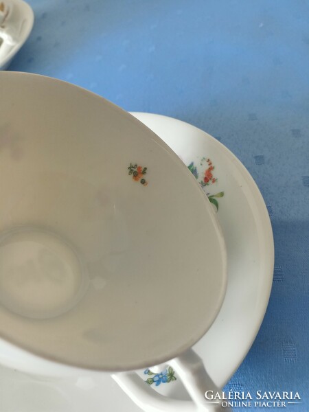 Hüttl tivadar 4-piece porcelain teacup with flower decoration base