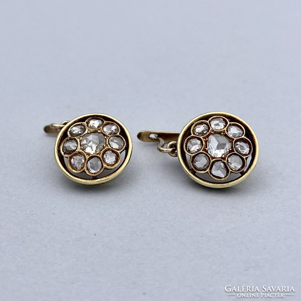 14 Ancient gold earrings with diamonds approx. 1.00 Ct.