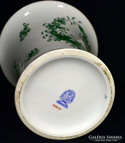 First-class Herend porcelain vase with a green Indian basket pattern