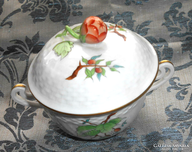Herend soup cup or bonbonier with lid