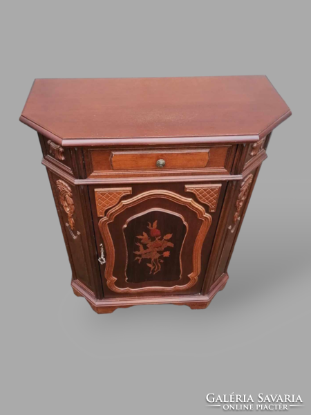 Inlaid chest of drawers