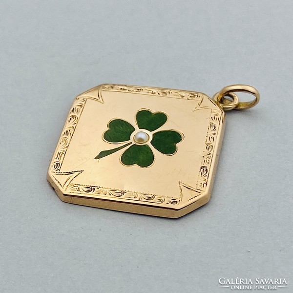 14K old gold clover pendant with enamel and pearls, c.1900