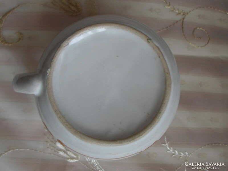 Ceramic soup cup (mushroom soup)