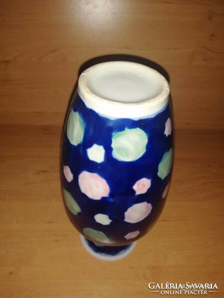 Porcelán váza 20,5 cm magas (3/d)