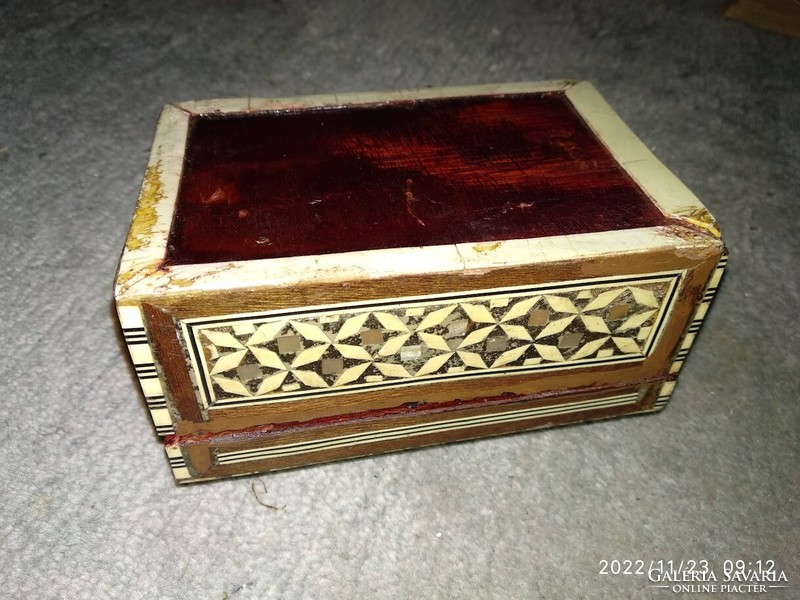 Wooden chest with mother-of-pearl and bone inlay, inlaid jewelry box