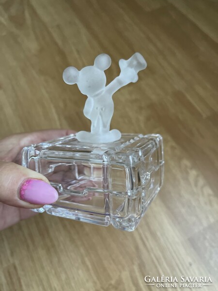 Collectible rare crystal box with mickey mouse from disneyland flawless.