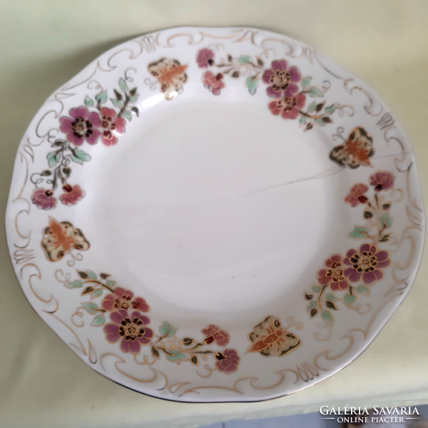 Zsolnay butterfly pattern, butter colored flat plate. (Large)