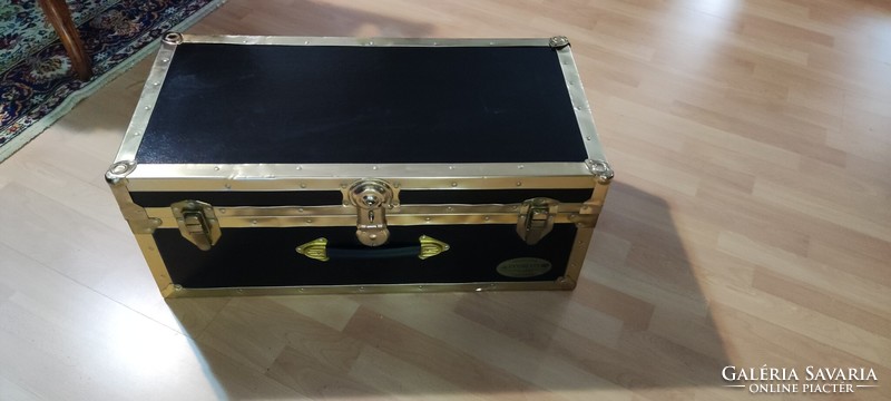 Copper-plated travel trunk suitcase copper