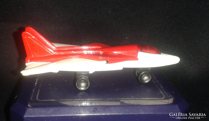 1981 Matchbox swing wing fighter jet no. 27 Lesney England