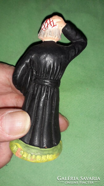 Antique terracotta painted earthenware toy figure priest wiping his sweat 10 cm according to the pictures