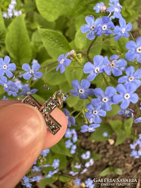 Old gold cross pendant with stones 14 k