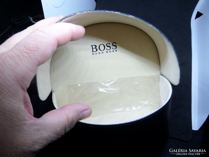 Hugo boss (original) glasses / sunglasses case