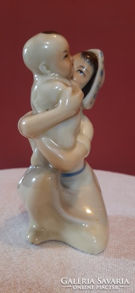 Porcelain statue.. Hand painted, marked 14 cm tall statue. Presumably North Korean.