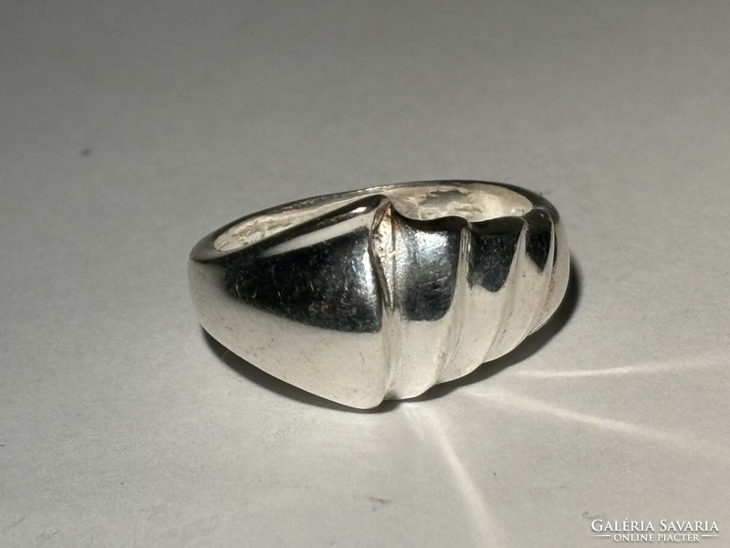 Minimal design silver ring (925) size 53! 3.4 Grams both in person and by post!