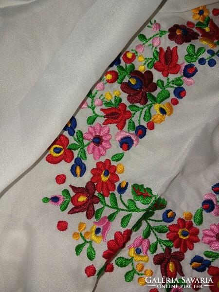 Embroidered matyó folk costume blouse