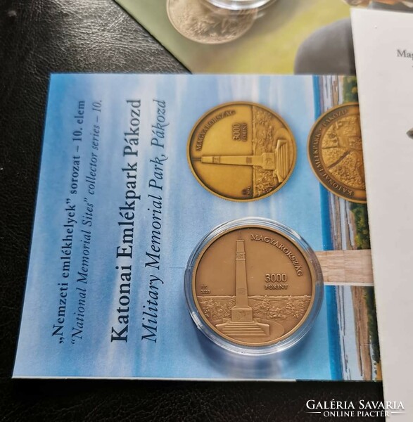 6. Half HUF commemorative coin with information sheets!