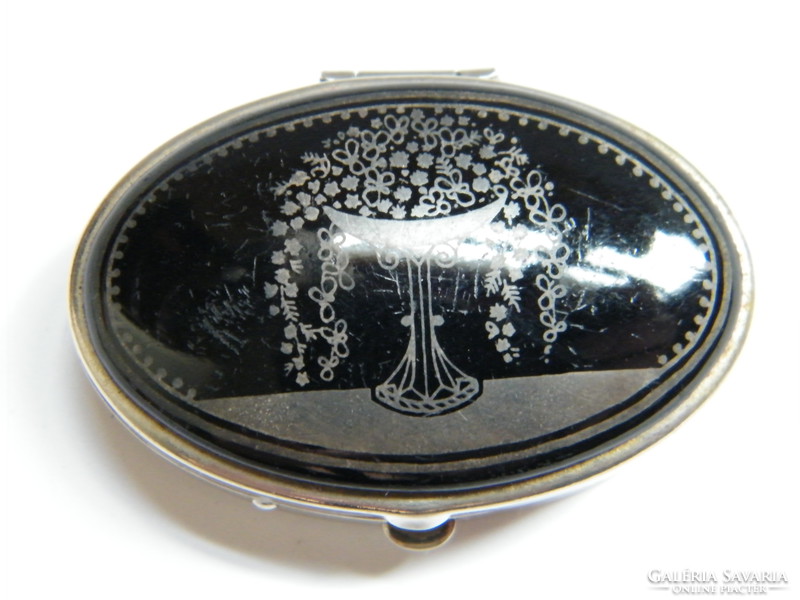 Art deco, small box with Art Nouveau pattern porcelain top, medicine holder