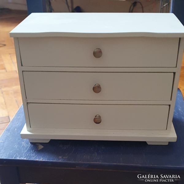 Jewellery, drawer. Cabinet