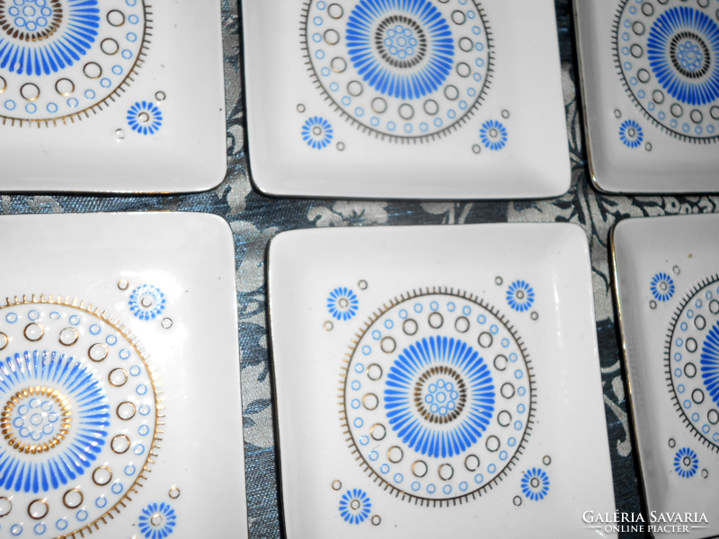 6 Hóllóház cake plates, with a plastic (convex) pattern, 13 cm x 13 cm