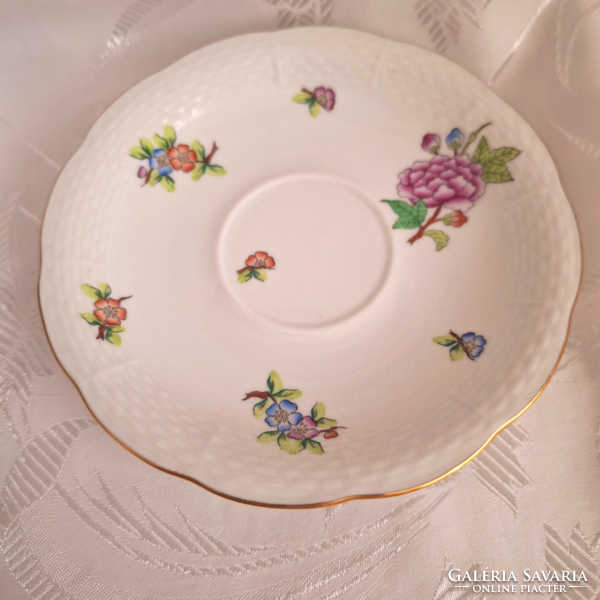 Herend bowl, plate, coaster, Victoria pattern