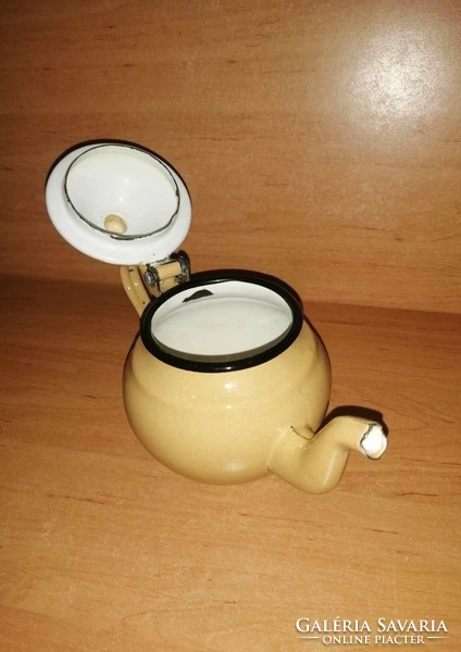 Retro metal coffee pourer (22/d)