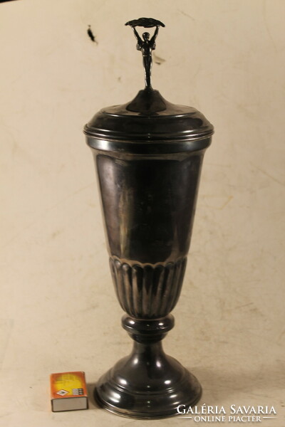 Cup with silver-plated lid 585