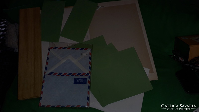 Retro levelezési mappa BAROKK jelenetes papíráru benne régi hibátlan borítékok + papírok