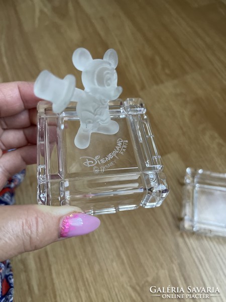 Collectible rare crystal box with mickey mouse from disneyland flawless.