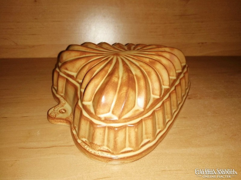 Ceramic cake pan 18*21 cm (bb)