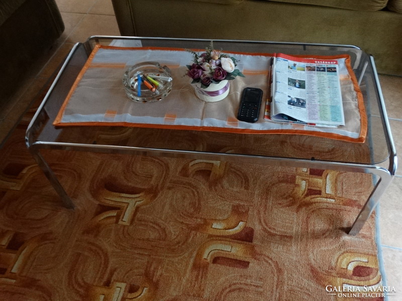 Retro chrome-designed glass table coffee table
