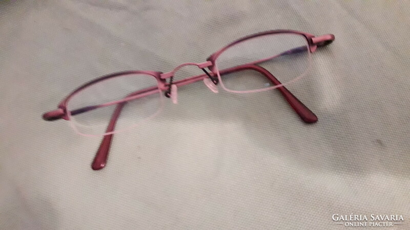 Women's glasses with quality glass lenses approx. 1-And according to the pictures, 9.