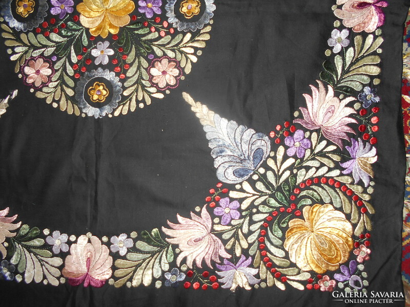 ++Antique matyó silk embroidery tablecloth size without fringe 103 cm x 103 cm