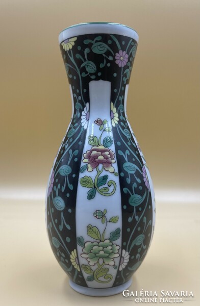 Old Herend siang noir patterned vase